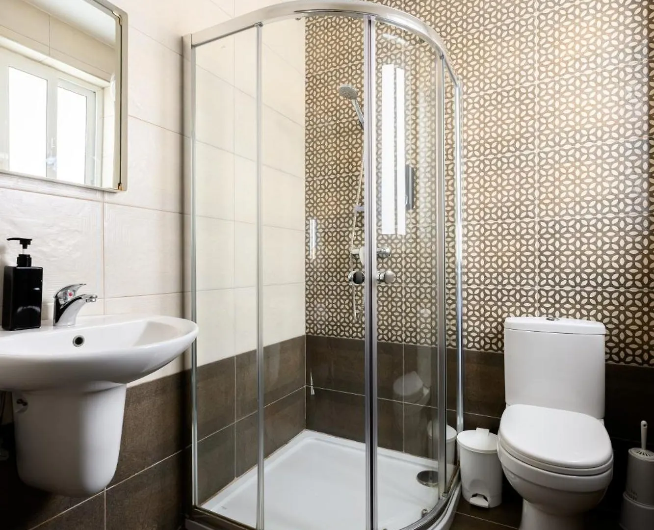 F9 Modern And Bright Apartment In Malta Msida