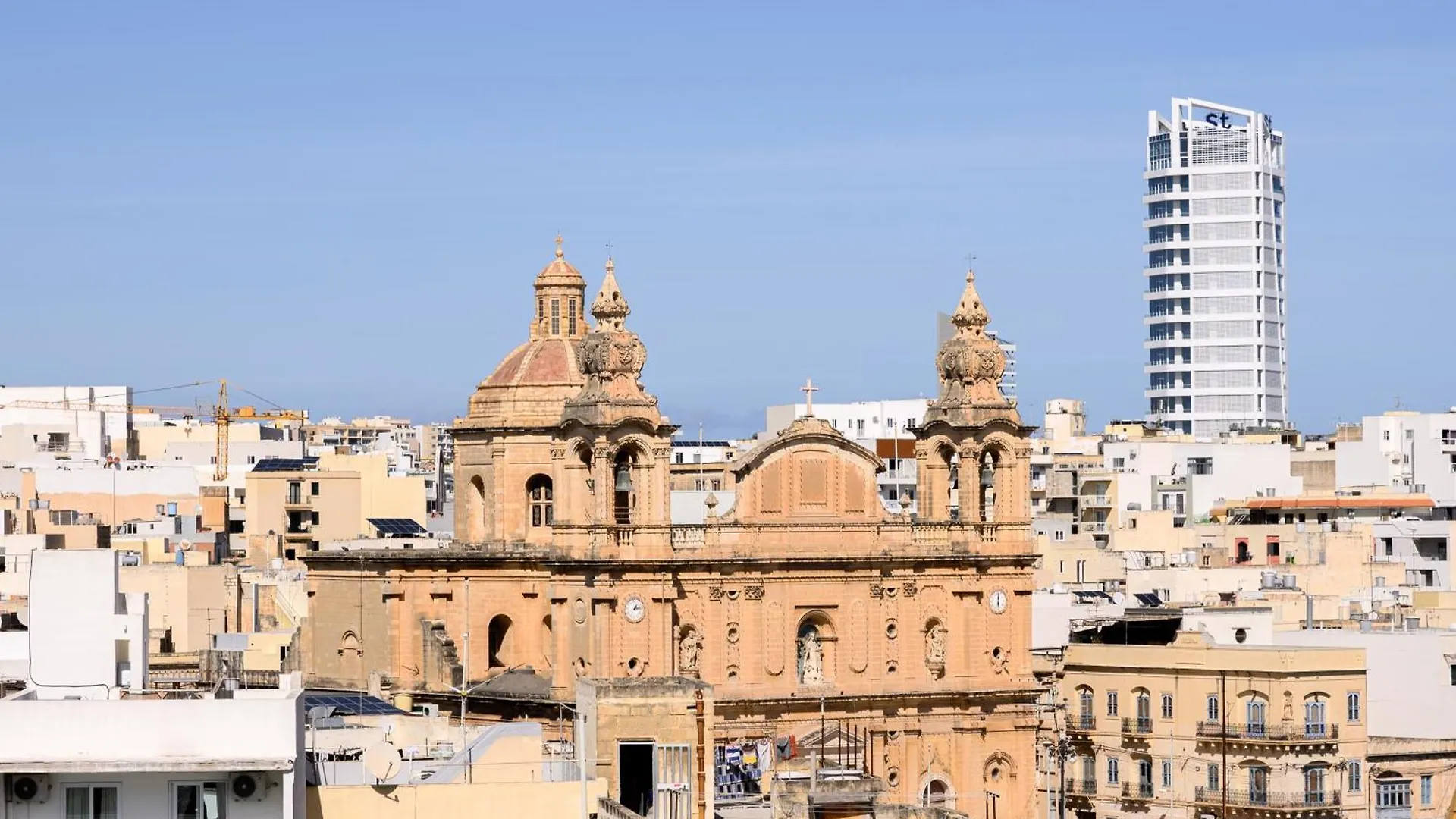F9 Modern And Bright Apartment In Malta Msida Malta