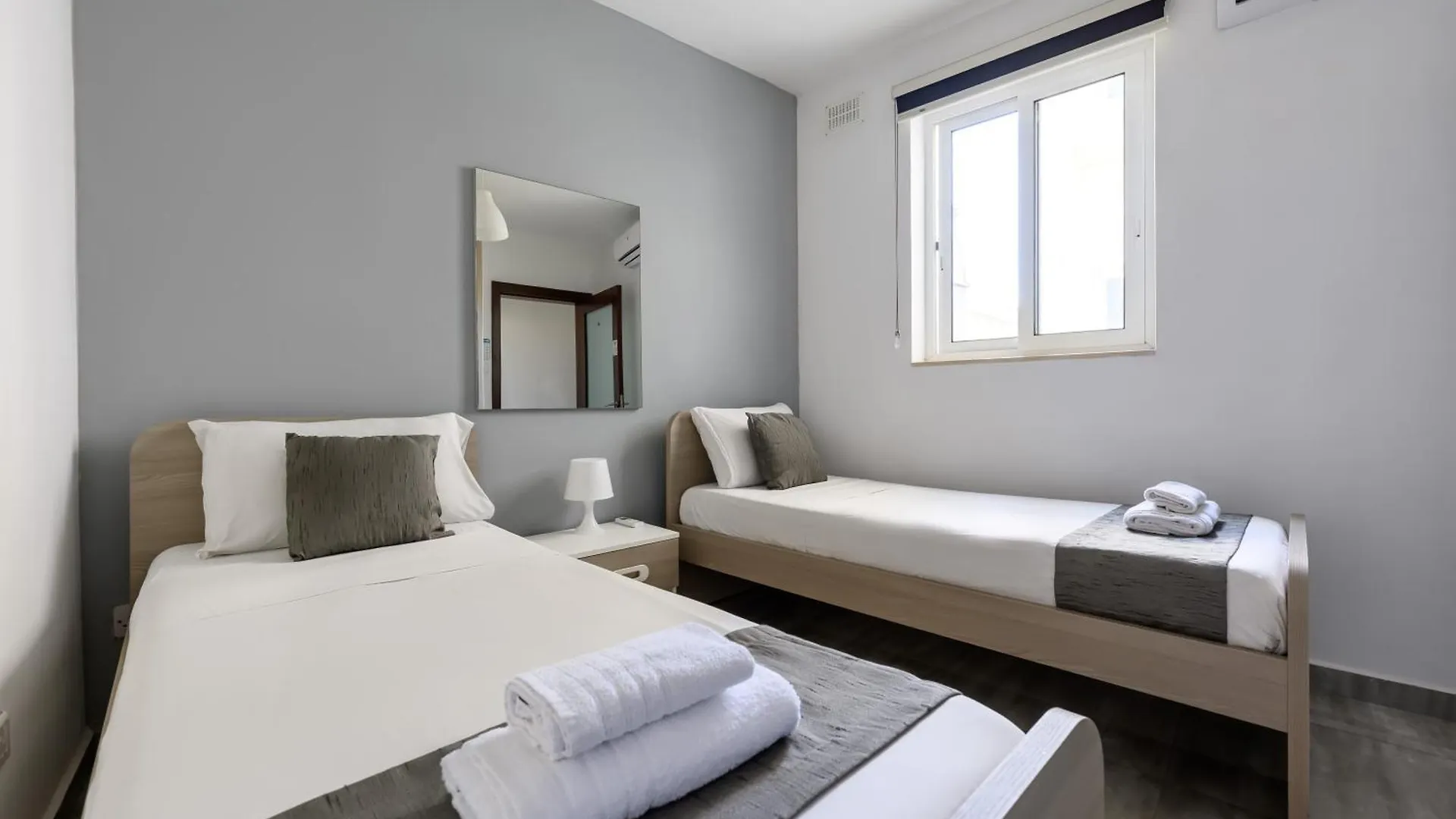 F9 Modern And Bright Apartment In Malta Msida 0*,  Malta